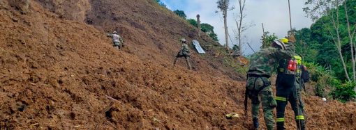 Deslizamiento deja incomunicadas a 4.000 personas en Dabeiba, Antioquia"