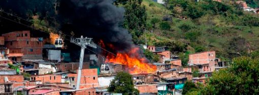 Emergencia en el Occidente de Medellín tras incendio que deja a más de 100 personas afectadas