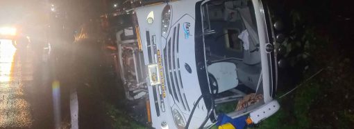 Volcamiento de bus en Valdivia deja 14 personas heridas